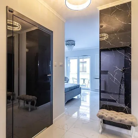 Luna, Piotrkowska 44 - Free Parking Apartmán Lodž