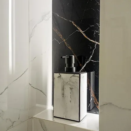 Luna, Piotrkowska 44 - Free Parking Apartmán